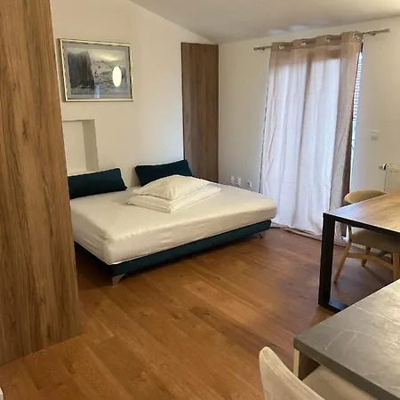 Hotel Meduza 3*