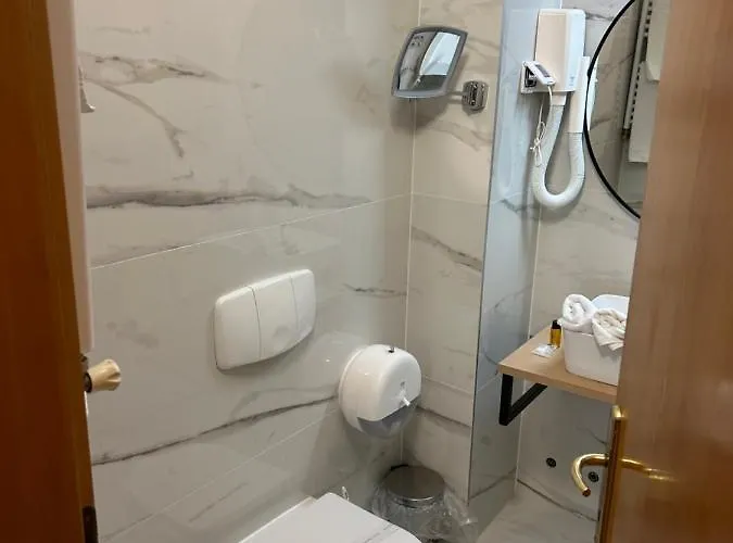 Meduza Otel Biograd Na Moru
